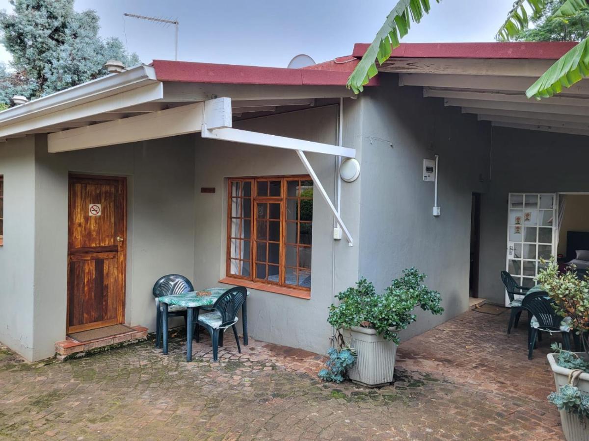 Margaret'S Place Johannesburg Buitenkant foto